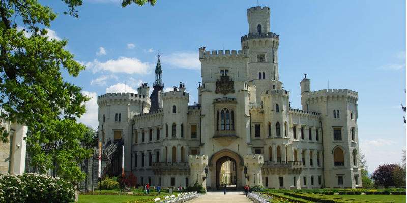 hluboká kasteel