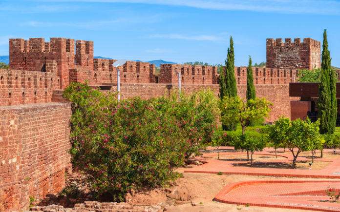 het Silves kasteel van Portugal