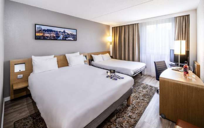 Novotel Eindhoven vliegveld park sleep fly