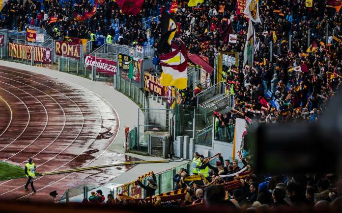 voetbalwedstrijd rome stadio olympico